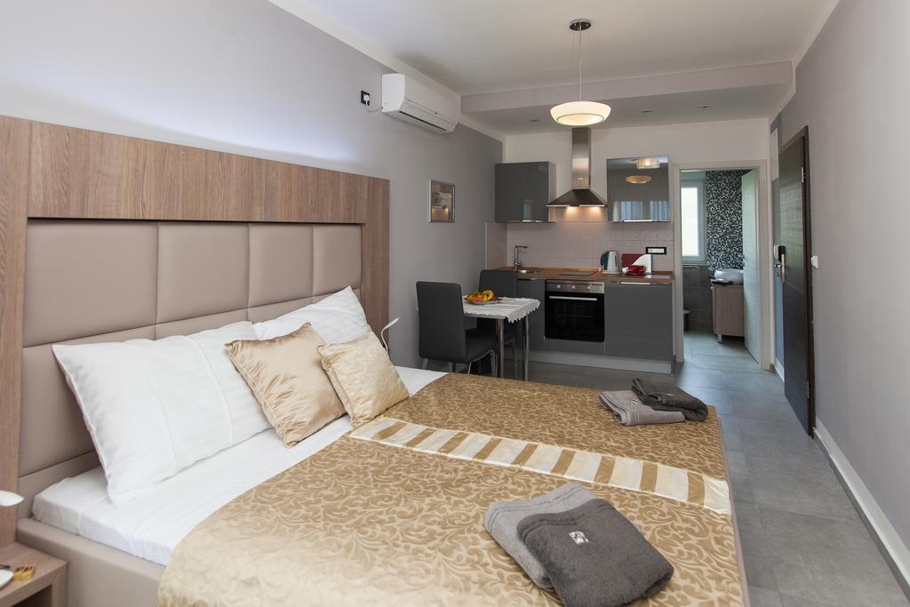 Anikol Apartments Selce Kültér fotó